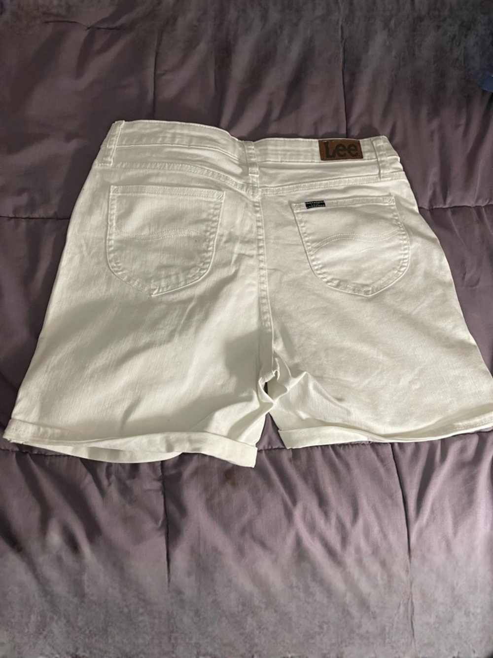 Lee White Cuffed Mid-Rise Jean Shorts - Picture 7 of 8